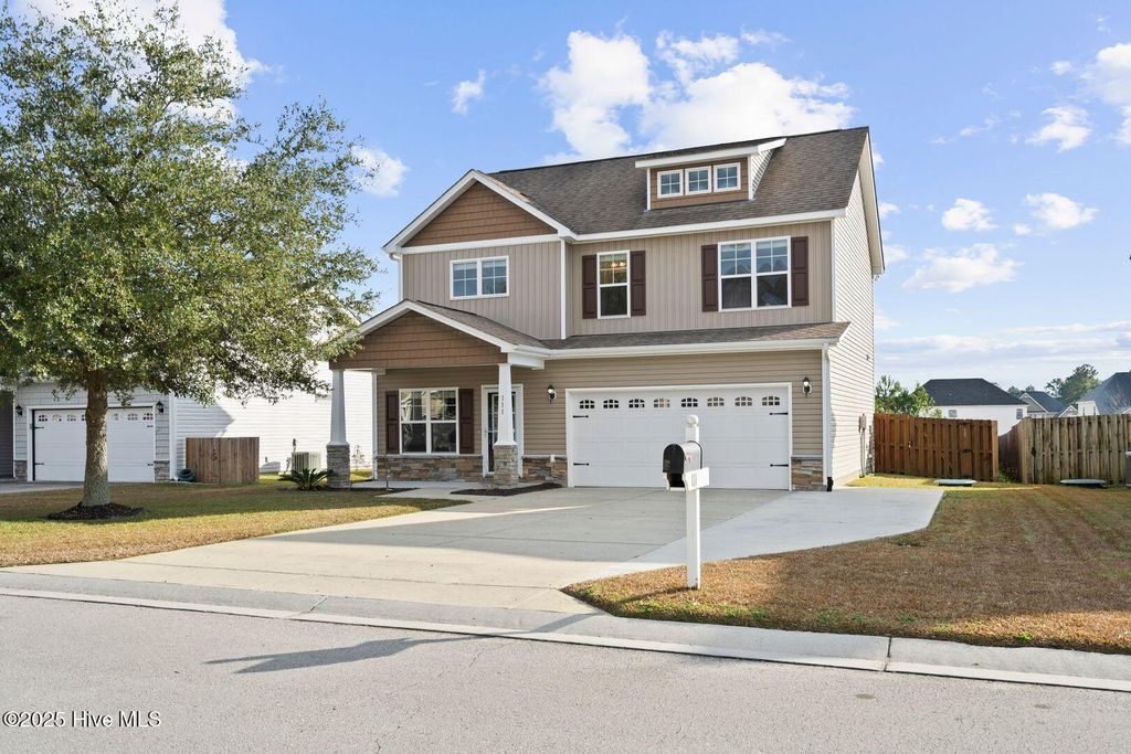 Photo of 111 Saw Grass Drive, Maple Hill, NC 28454 (MLS # 100544367)