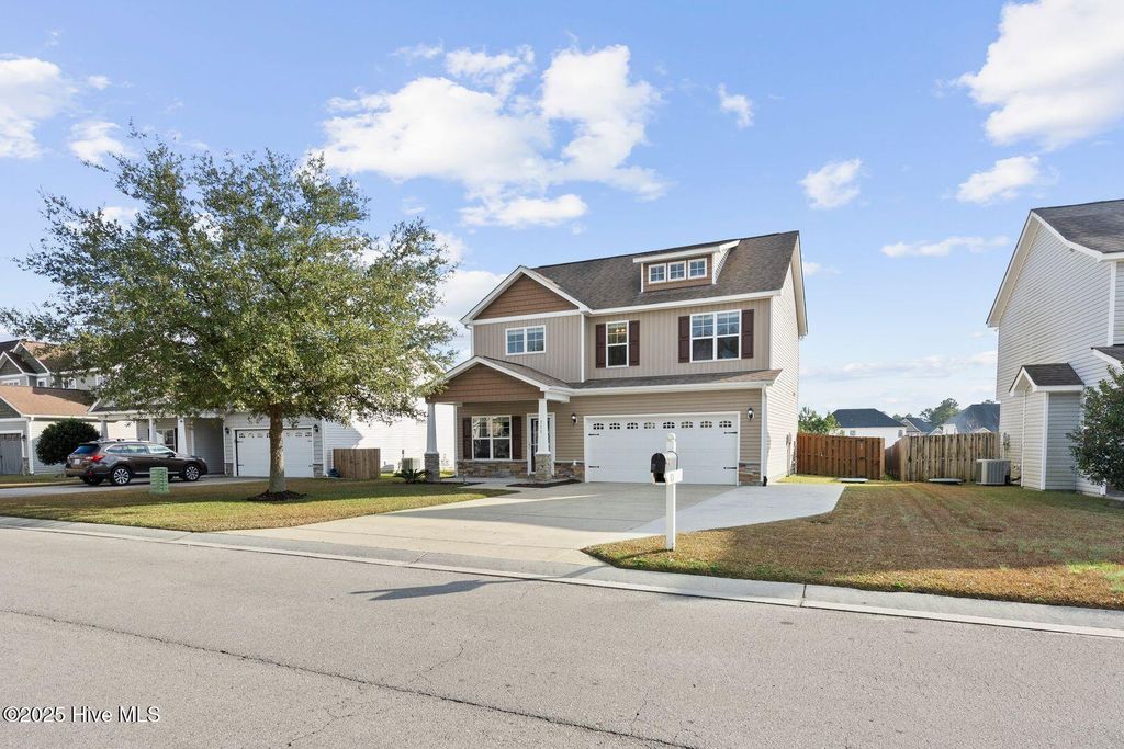Photo of 111 Saw Grass Drive, Maple Hill, NC 28454 (MLS # 100544367)
