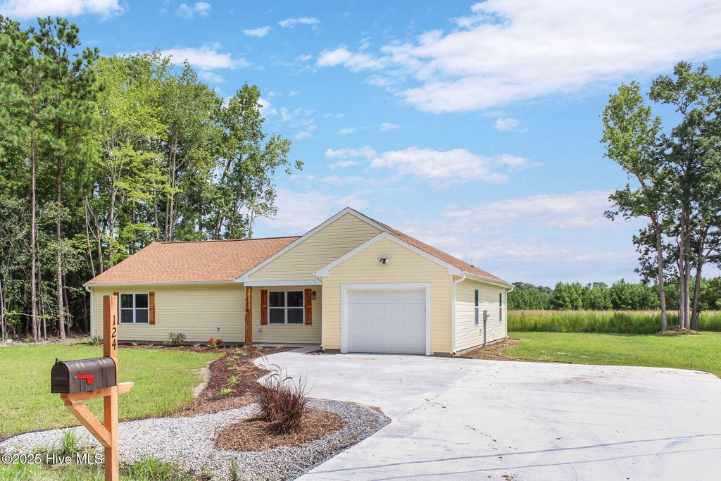 Photo of 124 Shoshone Trail, Hertford, NC 27944 (MLS # 100537726)