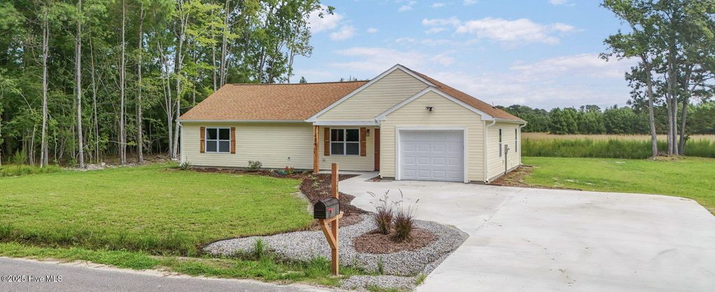 Photo of 124 Shoshone Trail, Hertford, NC 27944 (MLS # 100537726)