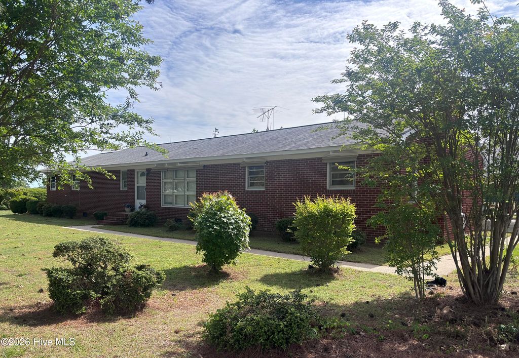 Photo of 10792 Us 258 Highway Hwy, Murfreesboro, NC 27855 (MLS # 100571532)
