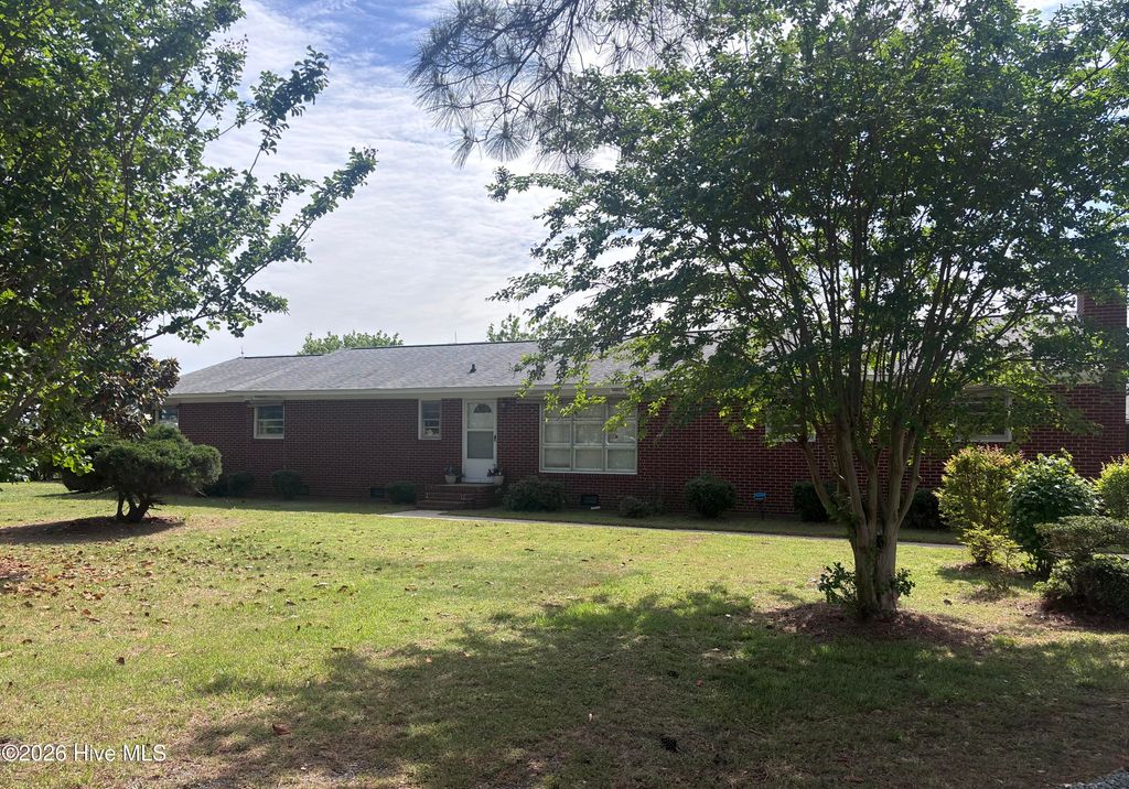 Photo of 10792 Us 258 Highway Hwy, Murfreesboro, NC 27855 (MLS # 100571532)