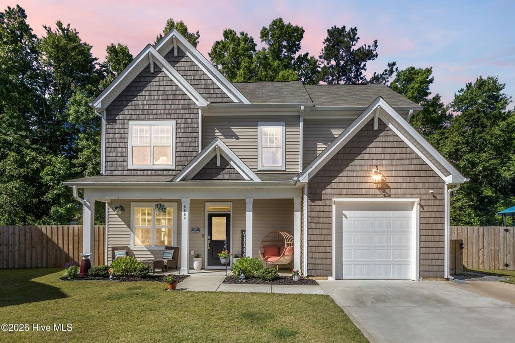 Photo of 8884 NE Colbert Place Drive, Leland, NC 28451 (MLS # 100577445)