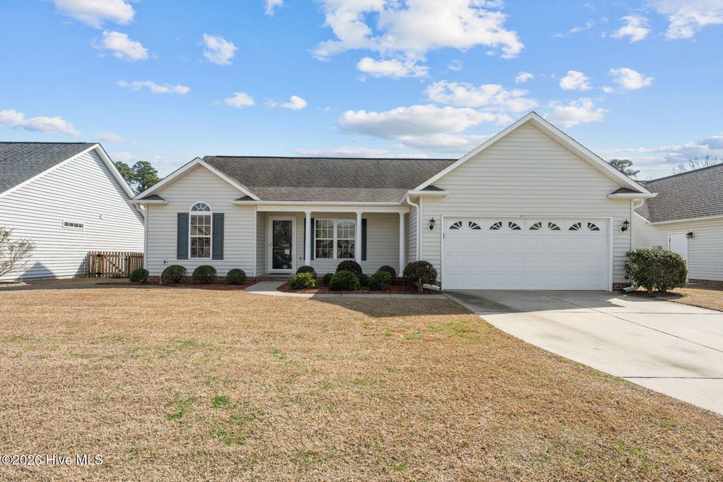 Photo of 109 Sellhorn Boulevard, New Bern, NC 28562 (MLS # 100558391)