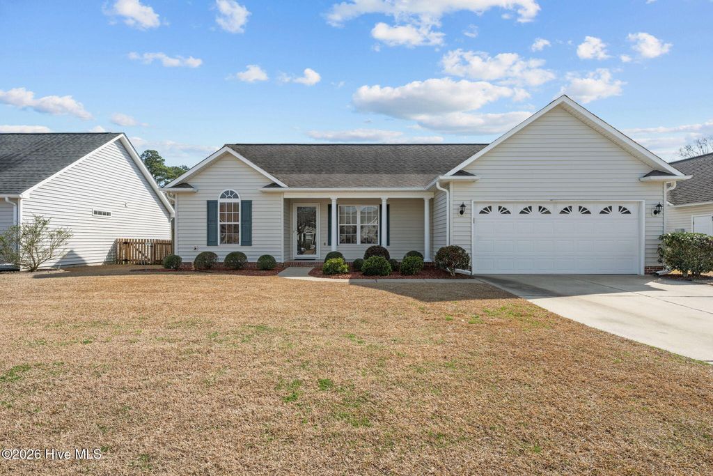 Photo of 109 Sellhorn Boulevard, New Bern, NC 28562 (MLS # 100558391)
