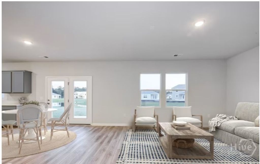 Photo of 311 Crosstown Avenue, Richmond Hill, GA 31324 (MLS # SA344944)