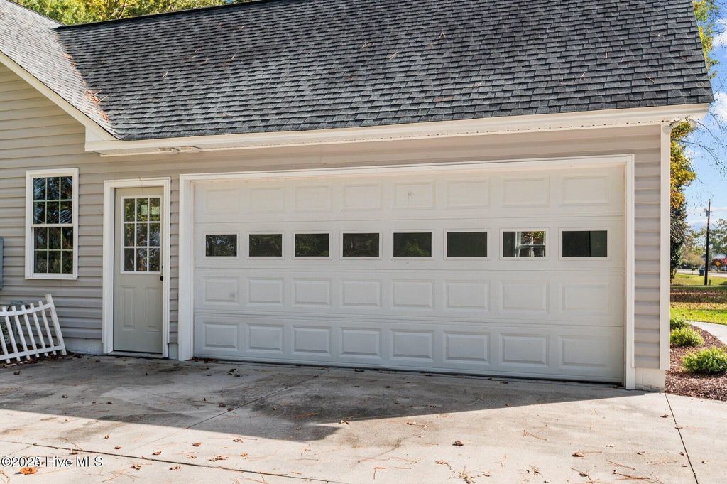 Photo of 106 Waterside Drive, Bath, NC 27808 (MLS # 100511173)