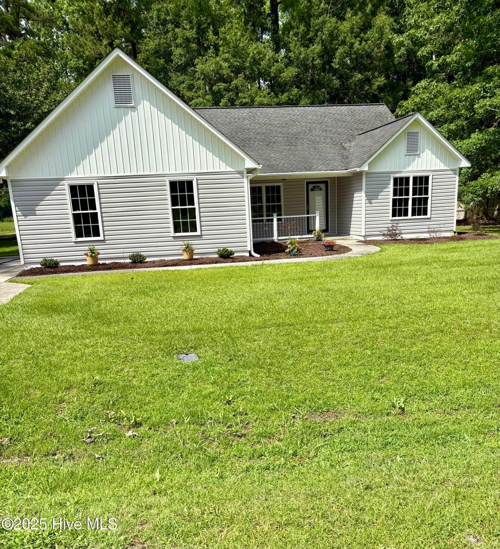 Photo of 106 Waterside Drive, Bath, NC 27808 (MLS # 100511173)