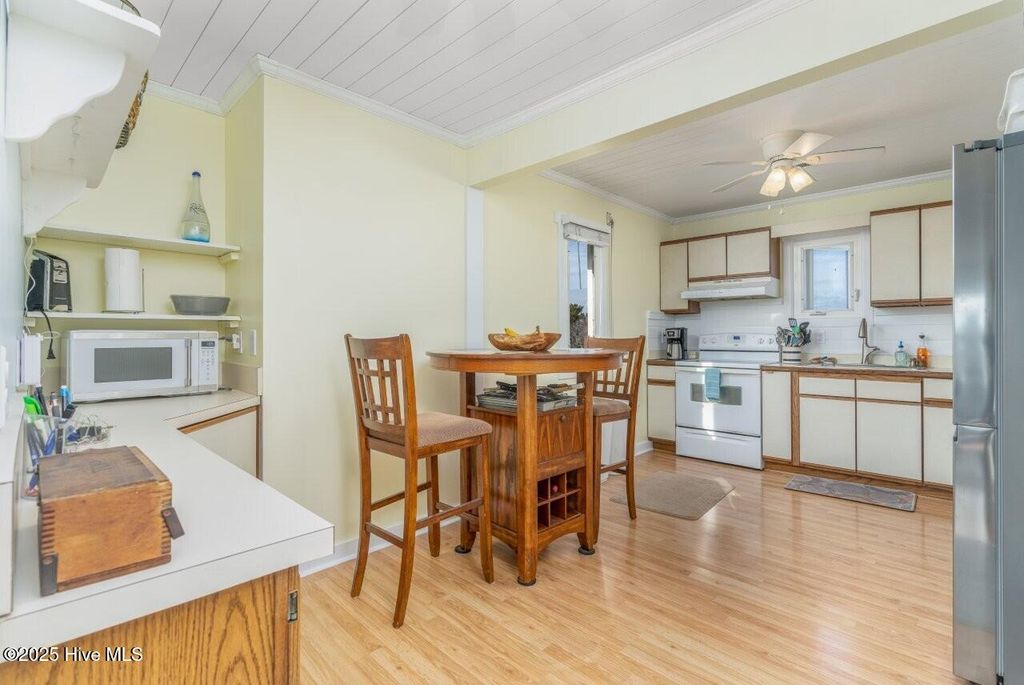 Photo of 11008 Inlet Drive, Emerald Isle, NC 28594 (MLS # 100544144)