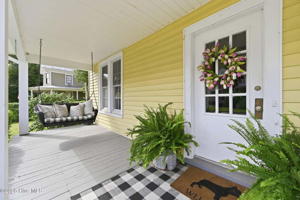 Photo of 105 E Hargett Street, Richlands, NC 28574 (MLS # 100589273)