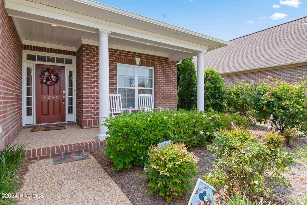 Photo of 4279 Ashfield Place, Southport, NC 28461 (MLS # 100598838)