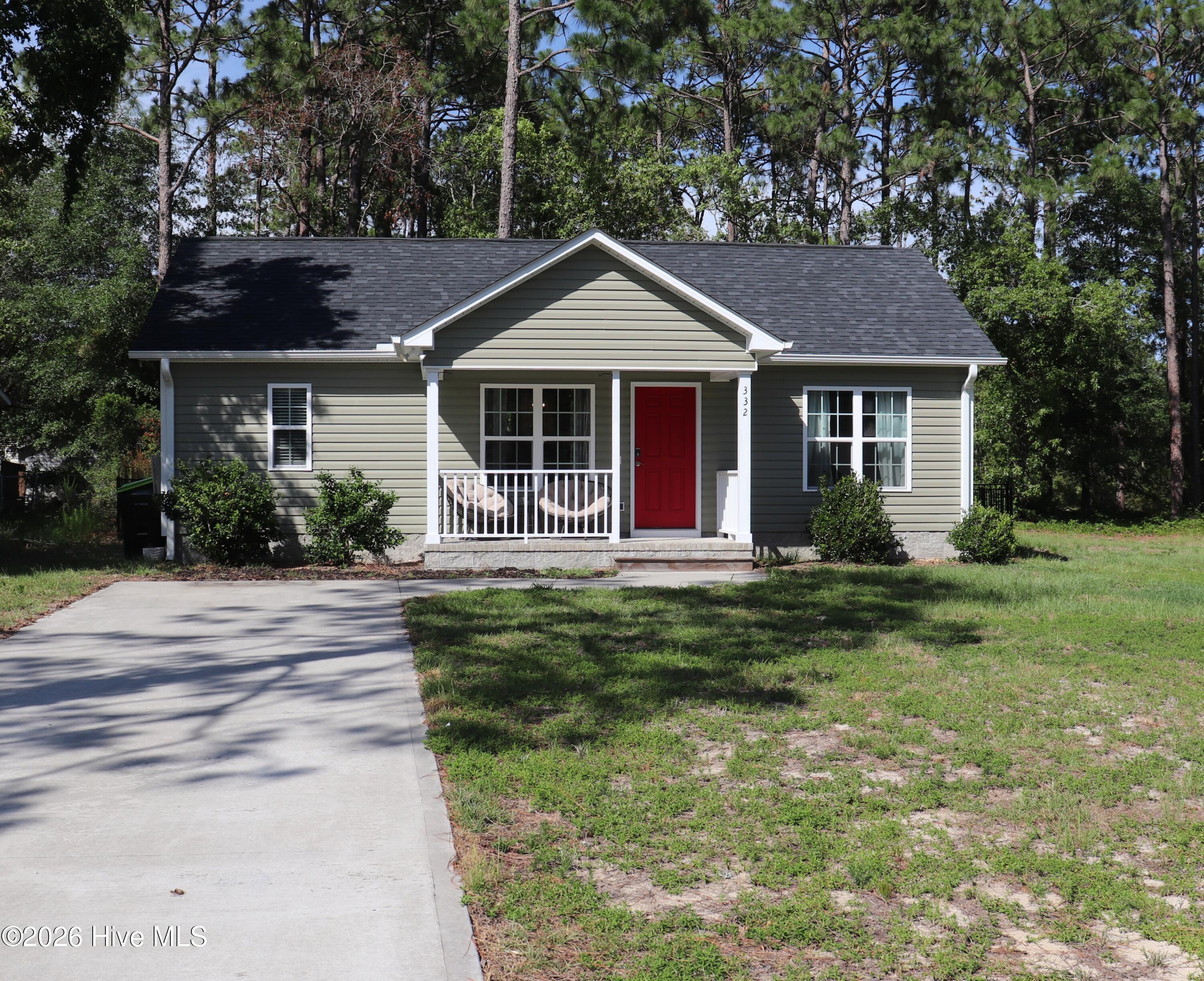 Photo 1 of 19 — 332 Holly Drive, Southport, NC 28461