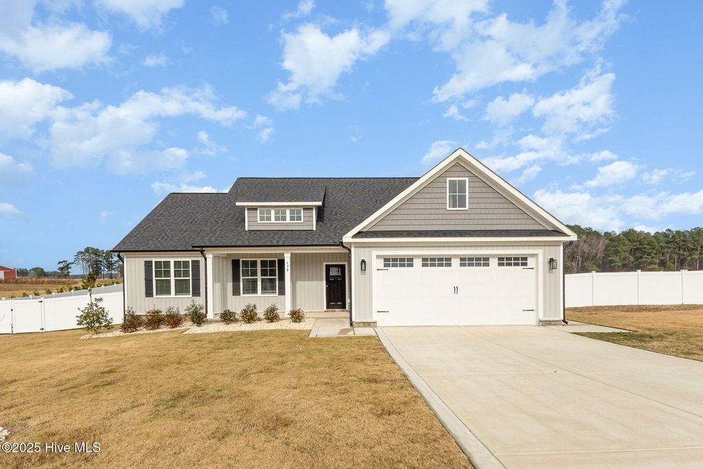 Photo of 178 Ruskin Drive, Smithfield, NC 27577 (MLS # 100544961)