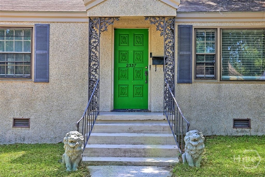 Photo of 2337 E 40th Street, Savannah, GA 31404 (MLS # SA355509)