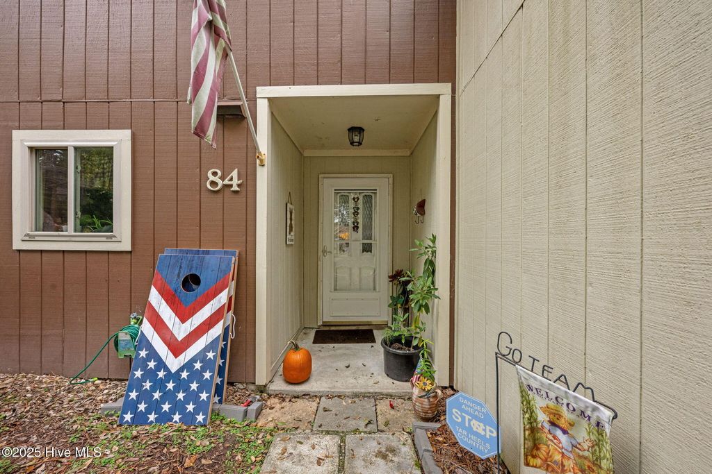 Photo of 84 Quarterdeck Townes, New Bern, NC 28562 (MLS # 100536524)