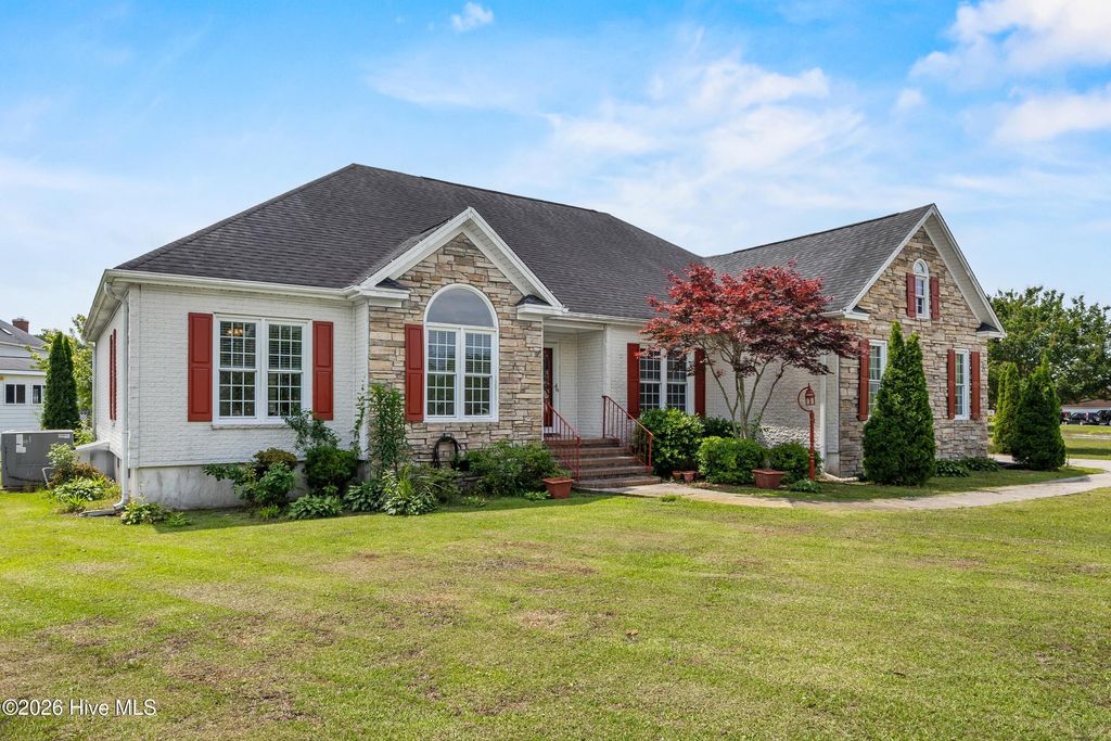 Photo of 5901 Tropic Court, Wilmington, NC 28409 (MLS # 100573509)