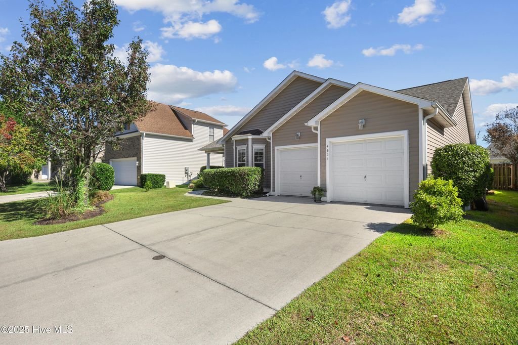 Photo of 4621 Pineview Drive, Wilmington, NC 28412 (MLS # 100537354)