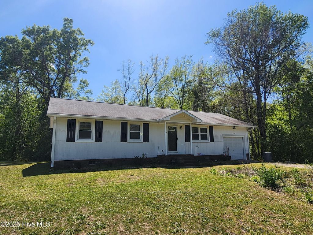Photo of 186 Sand Ridge Road, Hubert, NC 28539 (MLS # 100477106)