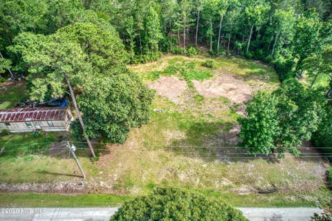 Tiny photo for 131 Pond View Circle, Hampstead, NC 28443 (MLS # 100577573)
