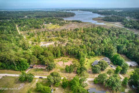 Tiny photo for 131 Pond View Circle, Hampstead, NC 28443 (MLS # 100577573)