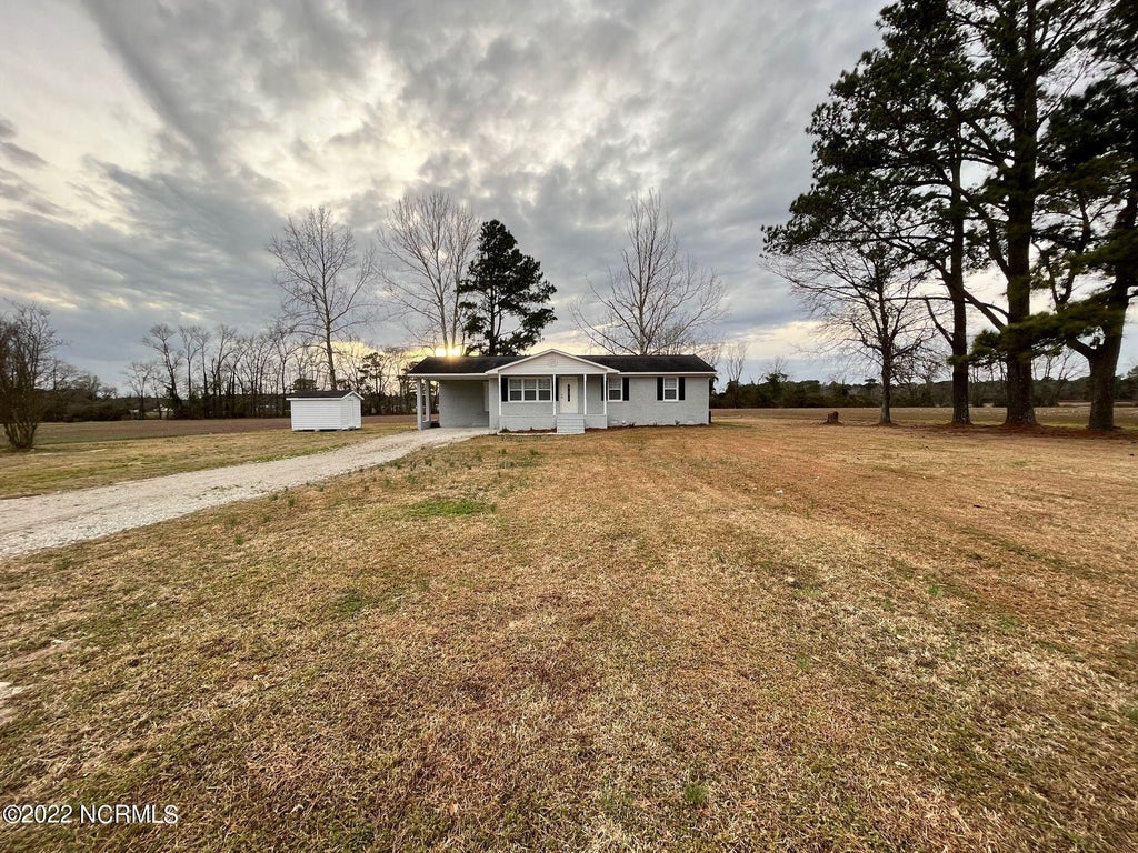Photo of 1618 Fountaintown Road, Chinquapin, NC 28521 (MLS # 100602246)