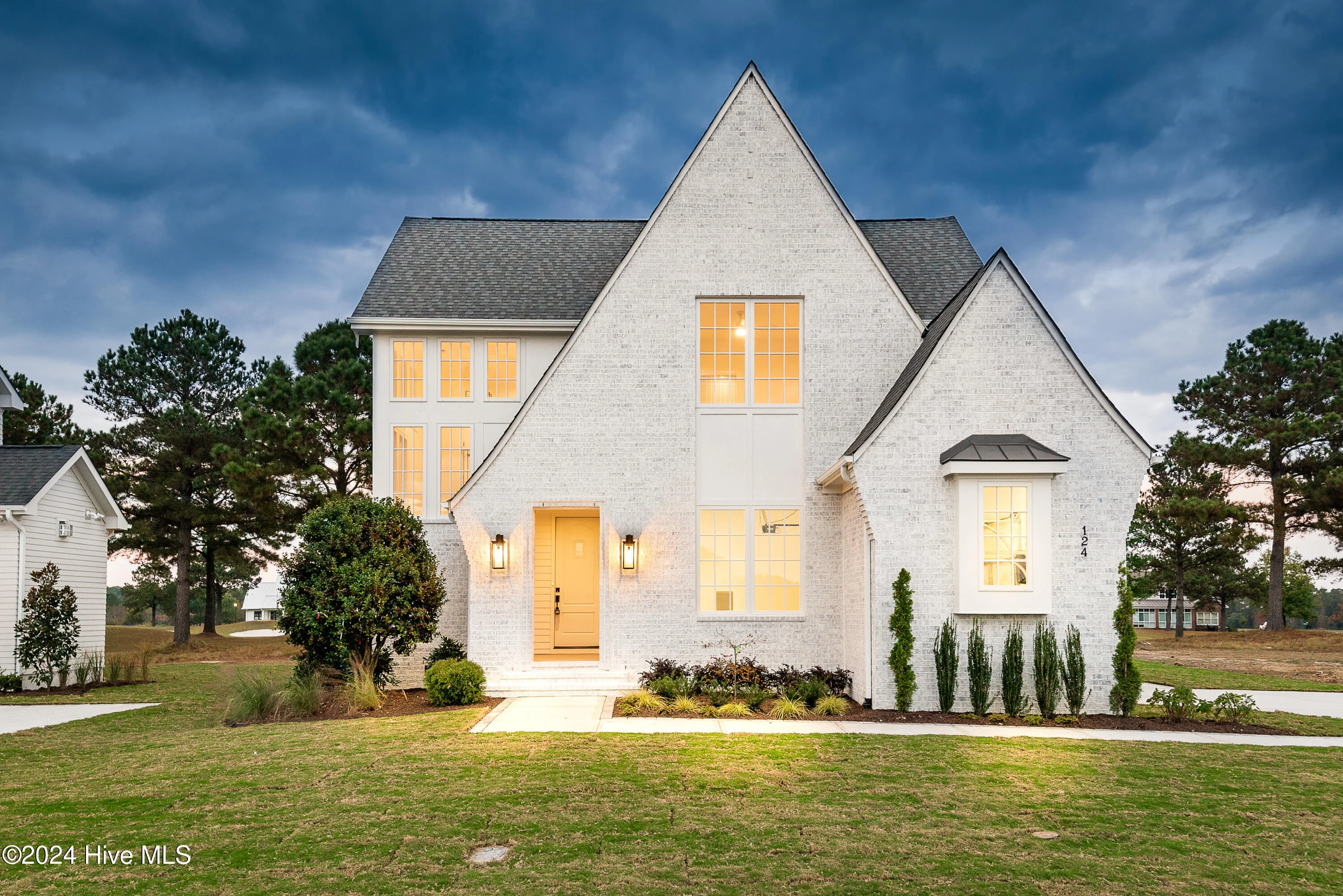 124 Pine Tree Point, Snow Hill, NC, 28580