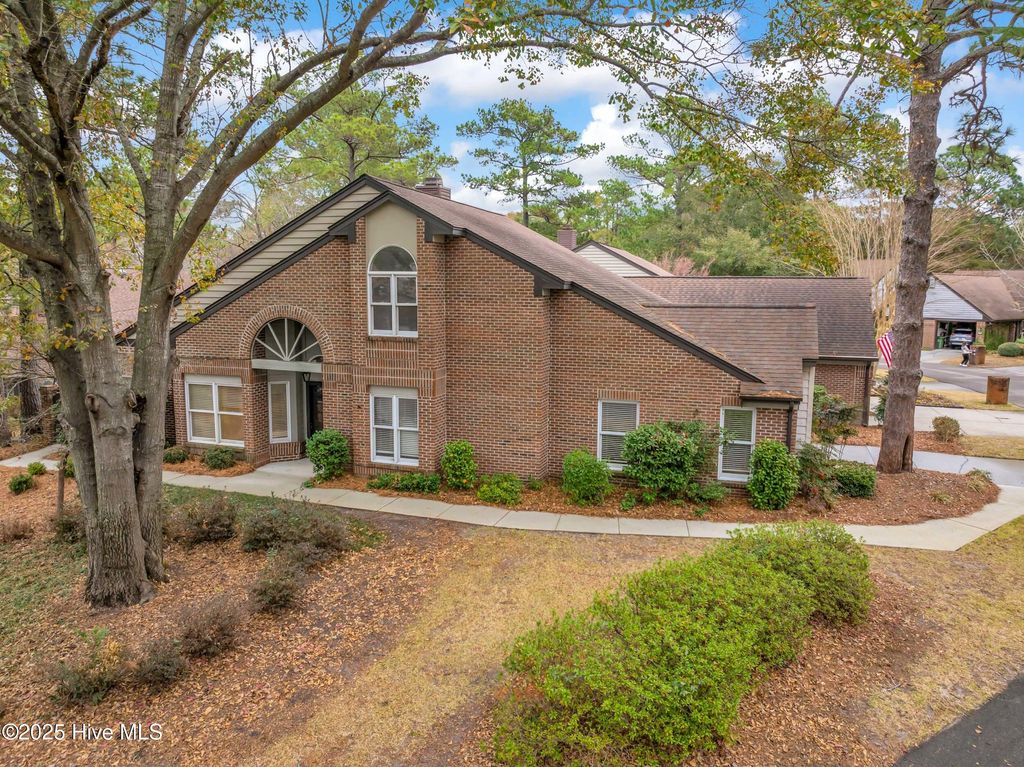Photo of 2101 Jumpin Run Drive, Wilmington, NC 28403 (MLS # 100546535)