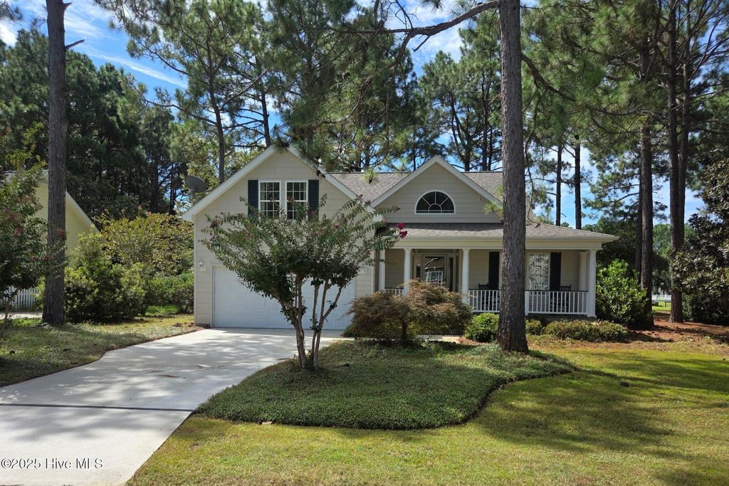 Photo of 3923 Harmony Circle SE, Southport, NC 28461 (MLS # 100523616)