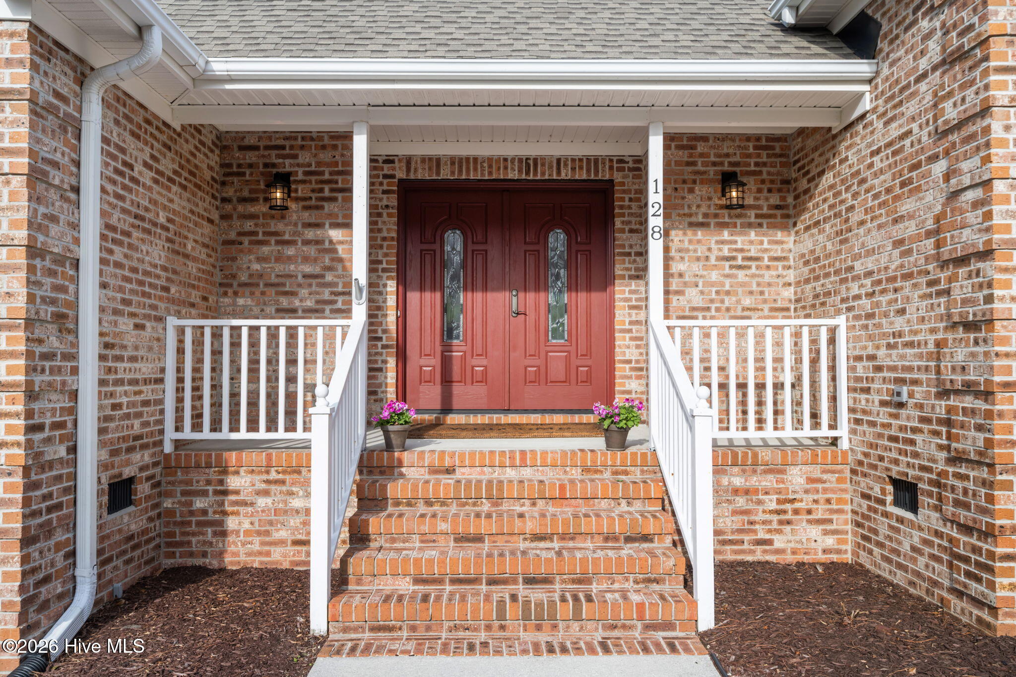 128 S Belvedere Drive