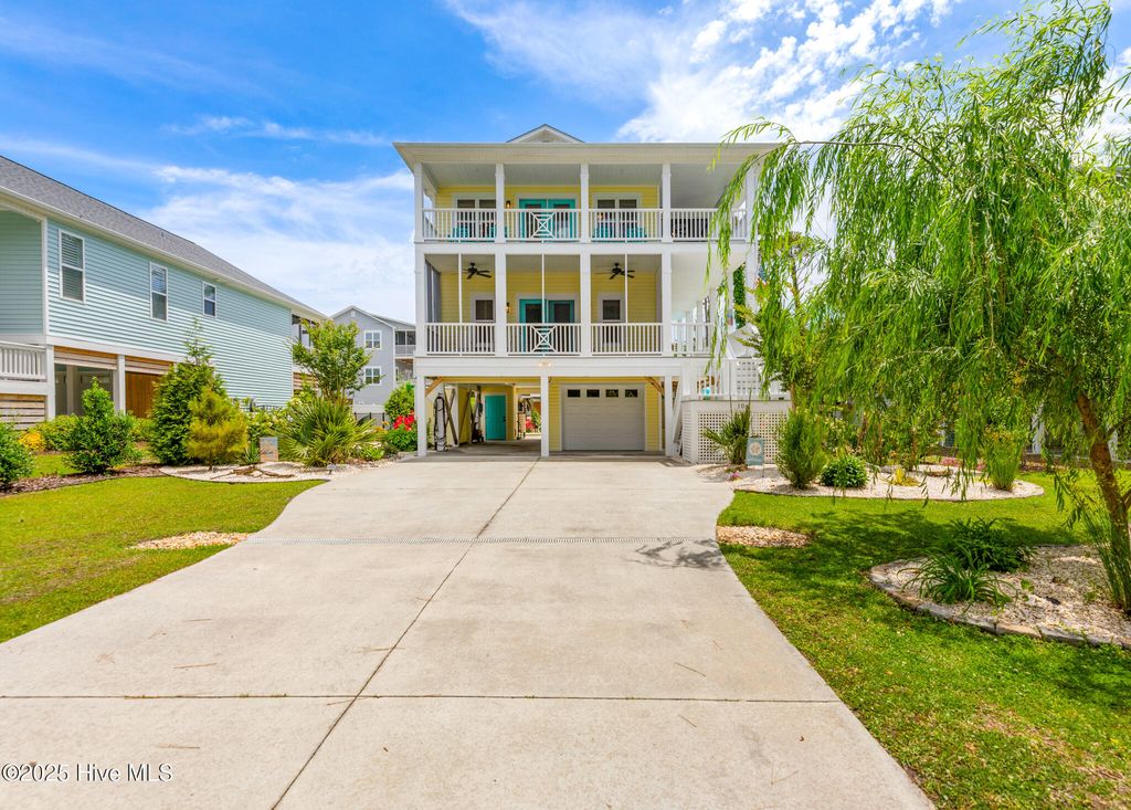 Photo of 104 SE 32nd Street, Oak Island, NC 28465 (MLS # 100507541)