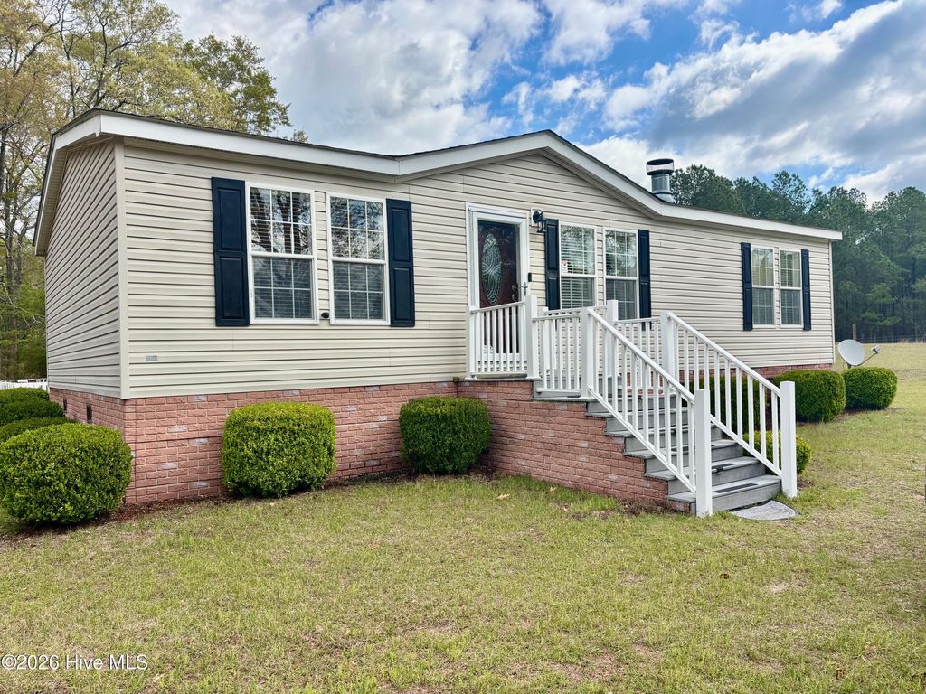 Photo of 656 Slick Rock Road, Goldsboro, NC 27534 (MLS # 100563784)