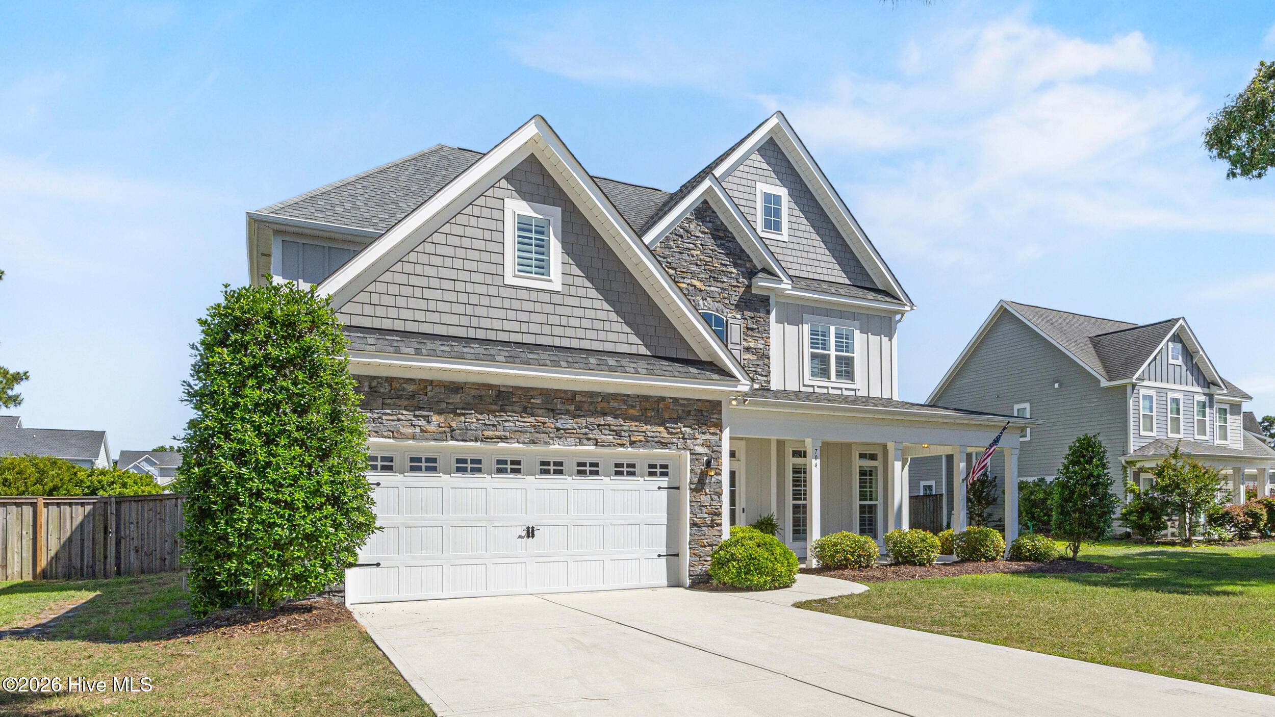704 W Craftsman Way