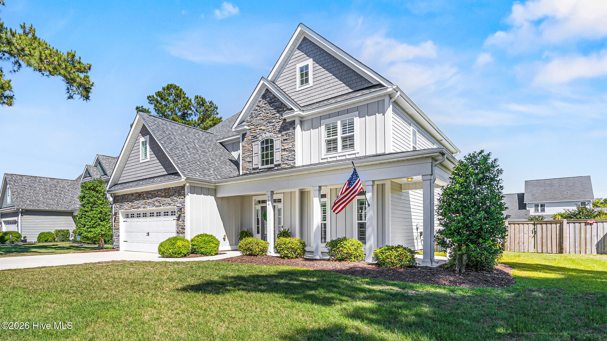 704 W Craftsman Way