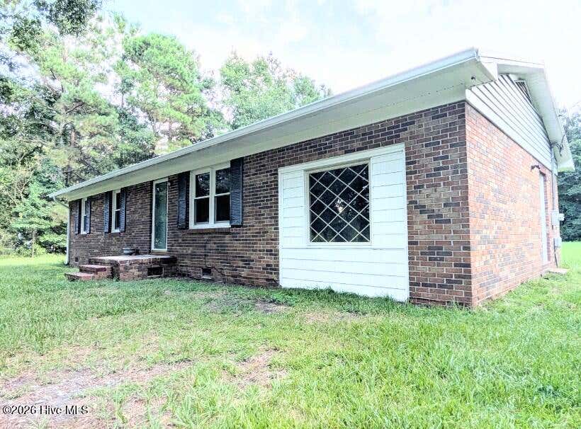 Photo of 254 Harrell Road, Burgaw, NC 28425 (MLS # 100598412)