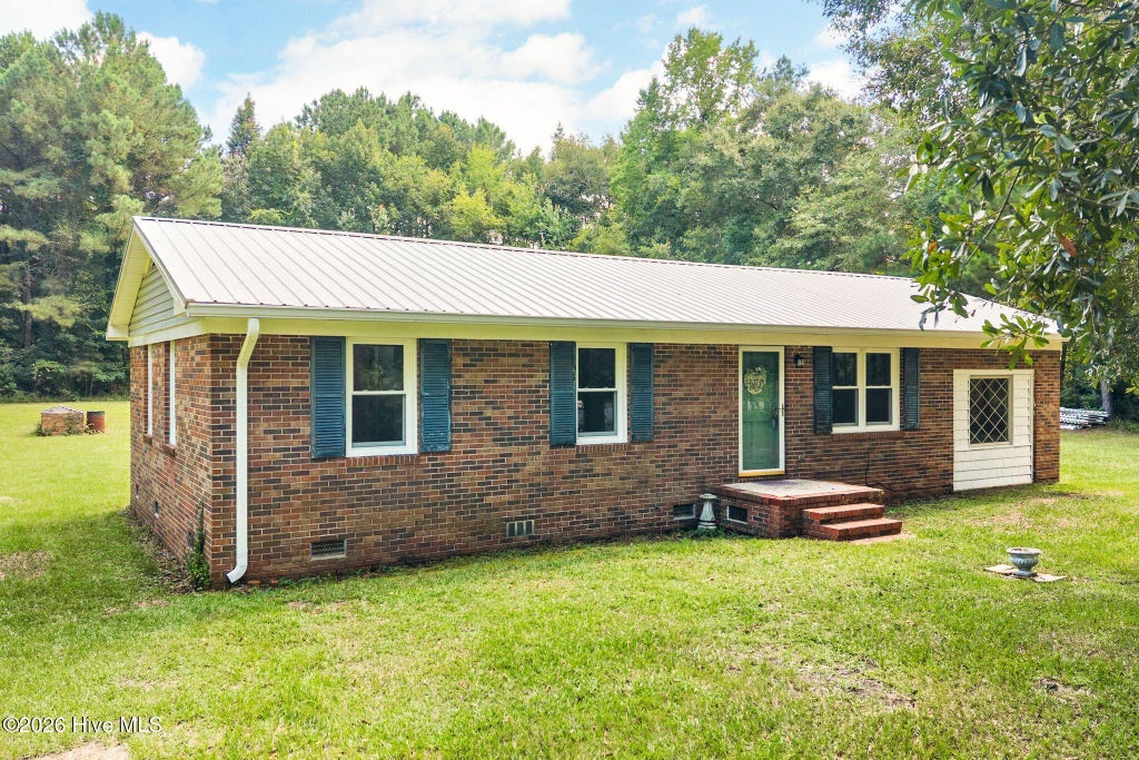 Photo of 254 Harrell Road, Burgaw, NC 28425 (MLS # 100598412)