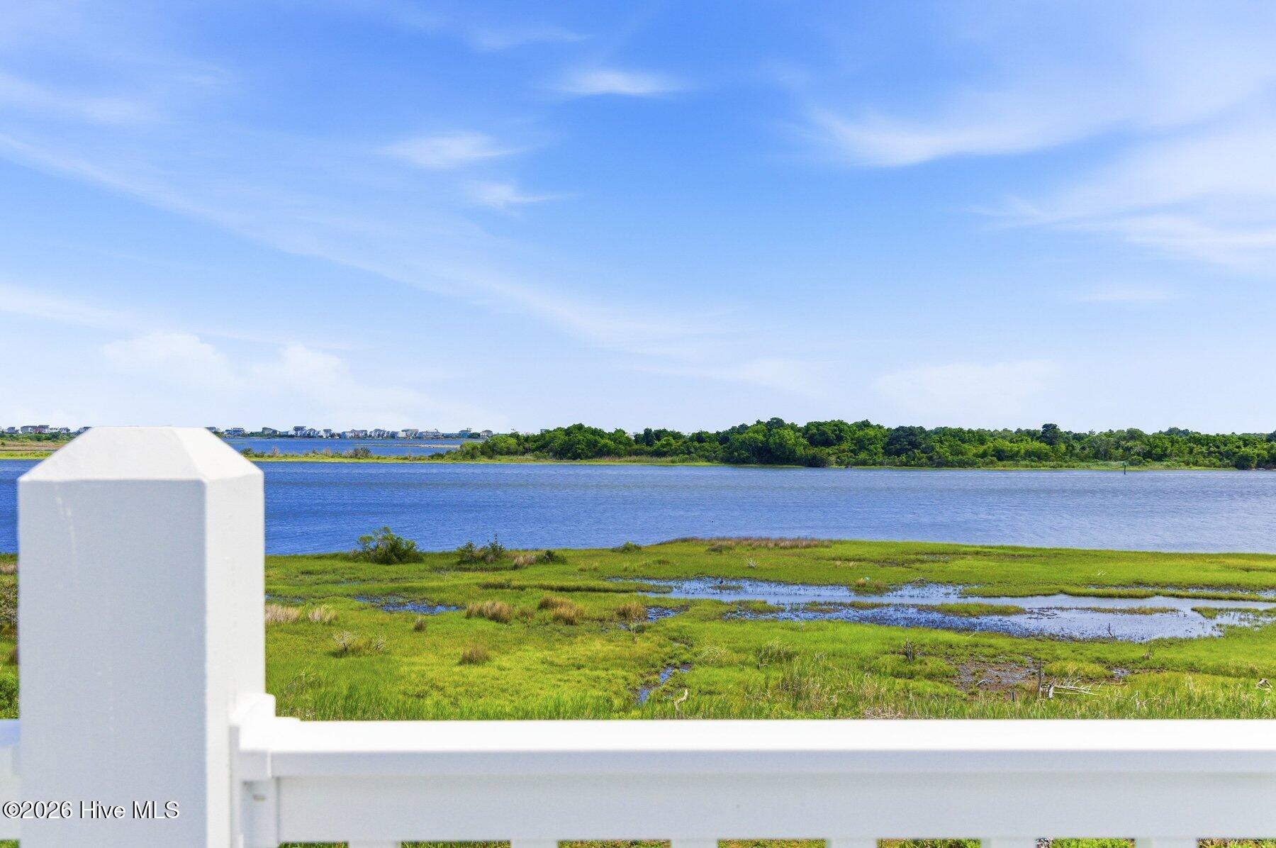 237 Marshside Landing