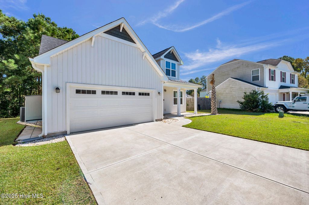 Photo of 1212 Kerr Lake Drive, Leland, NC 28451 (MLS # 100537443)