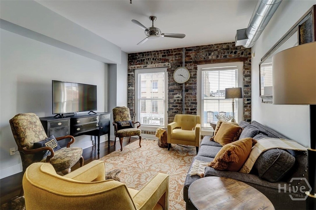 310 W Broughton Street 3012