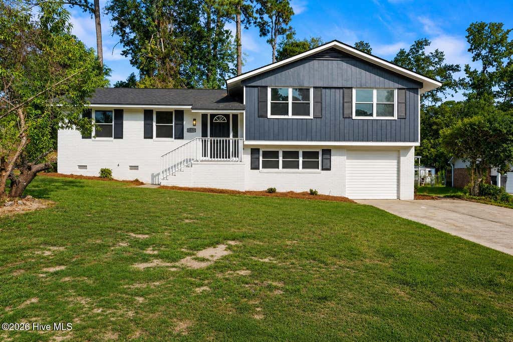 Photo of 3527 Mount Vernon Drive, Augusta, GA 30906 (MLS # 100595735)