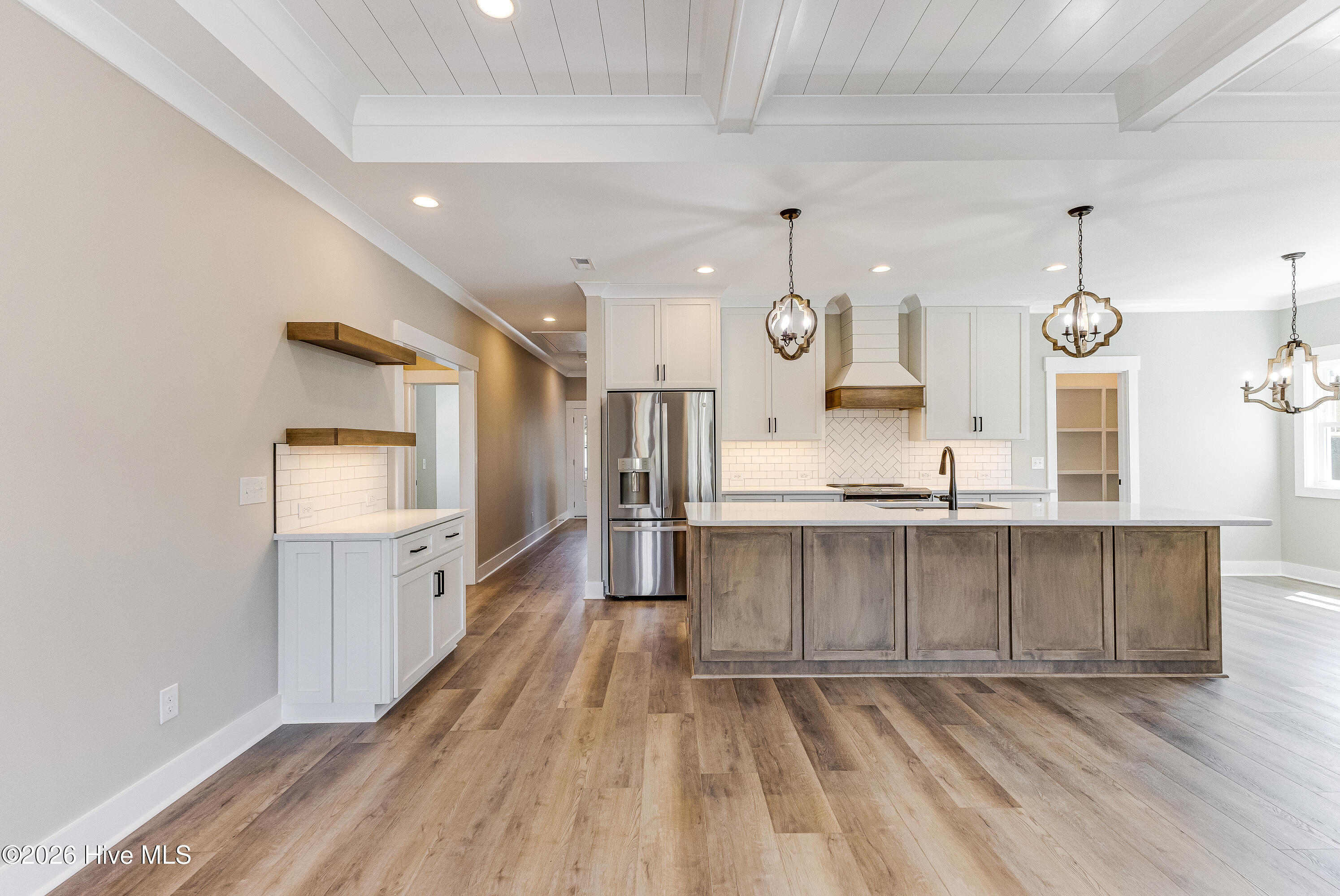 230 NE 38th Street