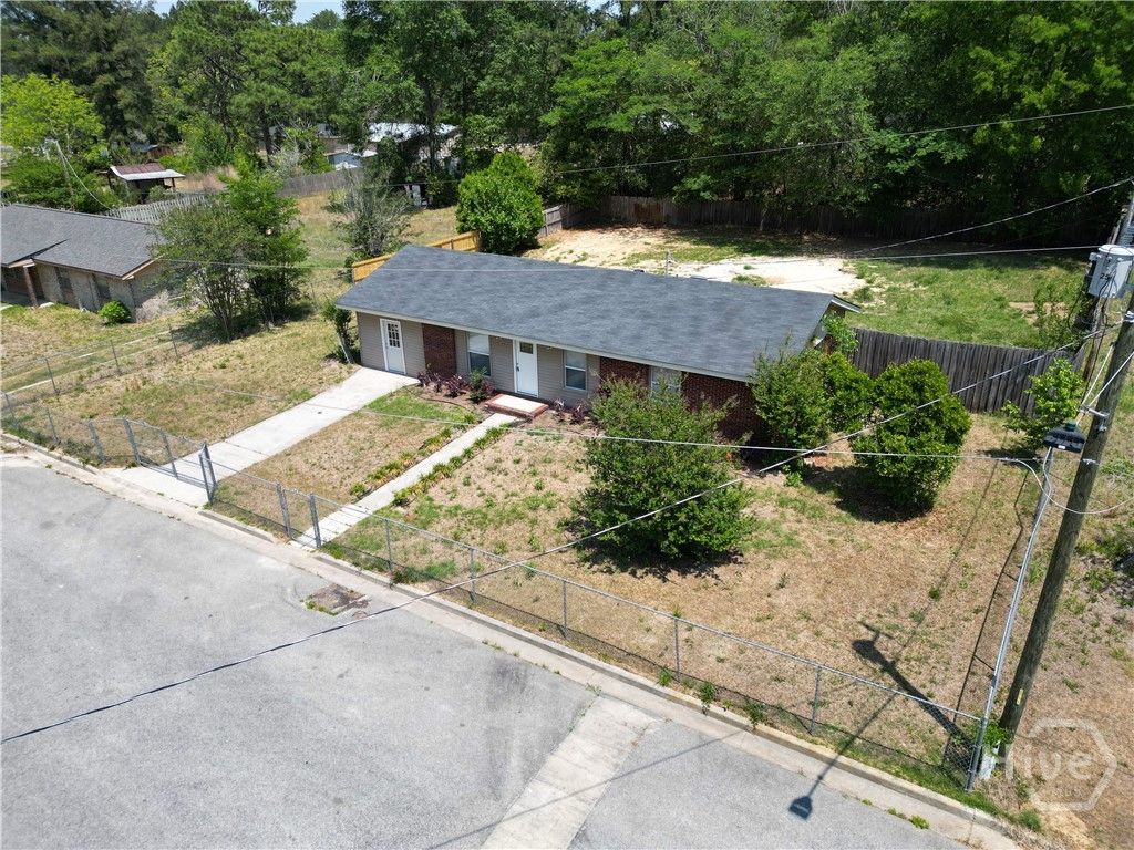 Photo of 109 Elm Street, Claxton, GA 30417 (MLS # SA354574)