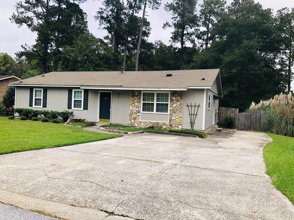 320 Miramar Drive