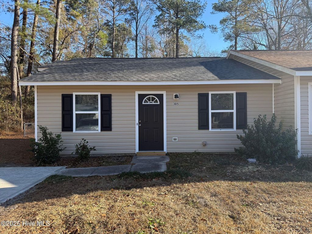 Photo of 305 Cedar Creek Drive, Jacksonville, NC 28540 (MLS # 100545836)