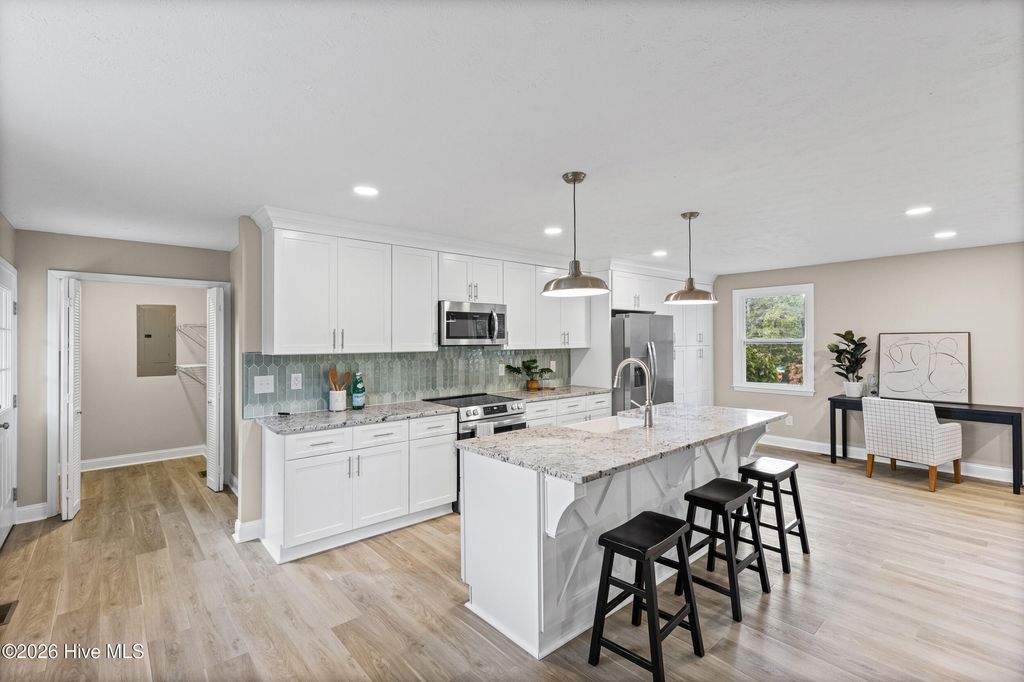 Photo of 10 Knollwood Boulevard, North Augusta, SC 29841 (MLS # 100589321)