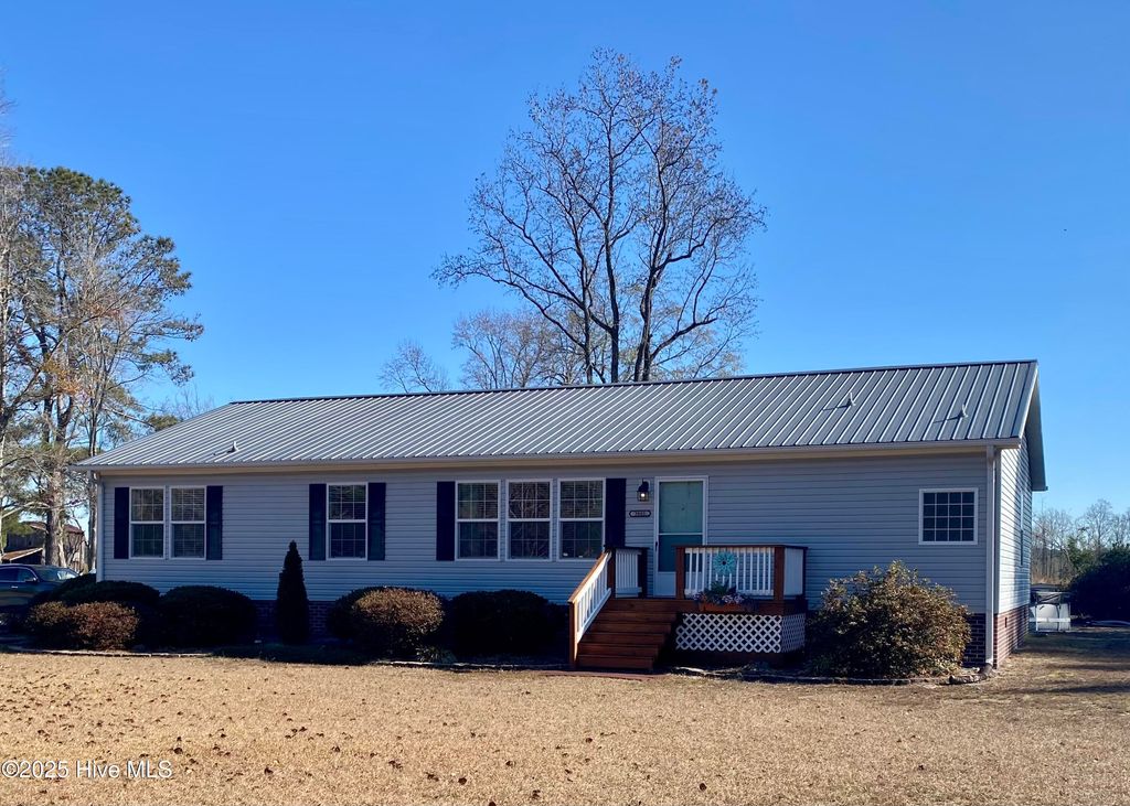 Photo of 3805 Bell Williams Road, Currie, NC 28435 (MLS # 100544870)