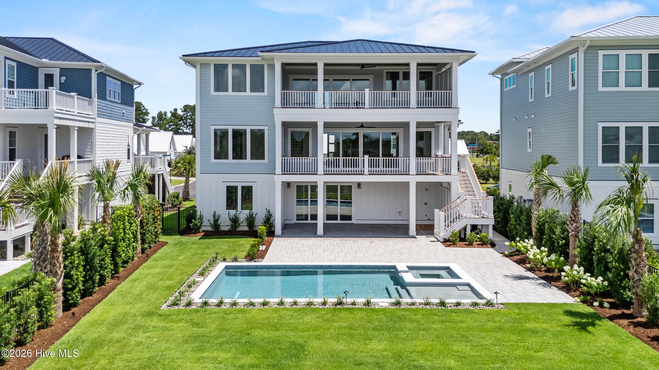 804 Waterstone Drive