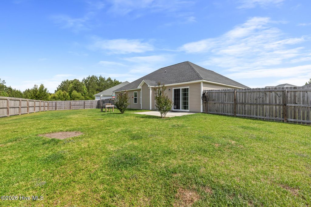 Photo of 321 Old Snap Dragon Court, Jacksonville, NC 28546 (MLS # 100573504)