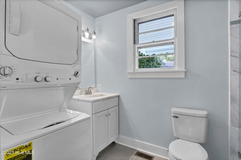 Tiny photo for 1121 S 6th Street, Wilmington, NC 28401 (MLS # 100593844)
