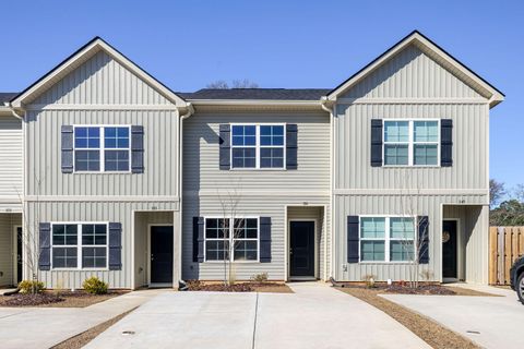 Townhouse For Sale - 351 Bordeaux Drive<br/> Thomson, GA 30824