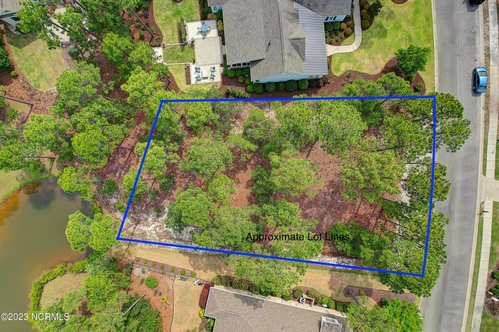 Photo of 2550 Parkridge Drive, Southport, NC 28461 (MLS # 100590036)